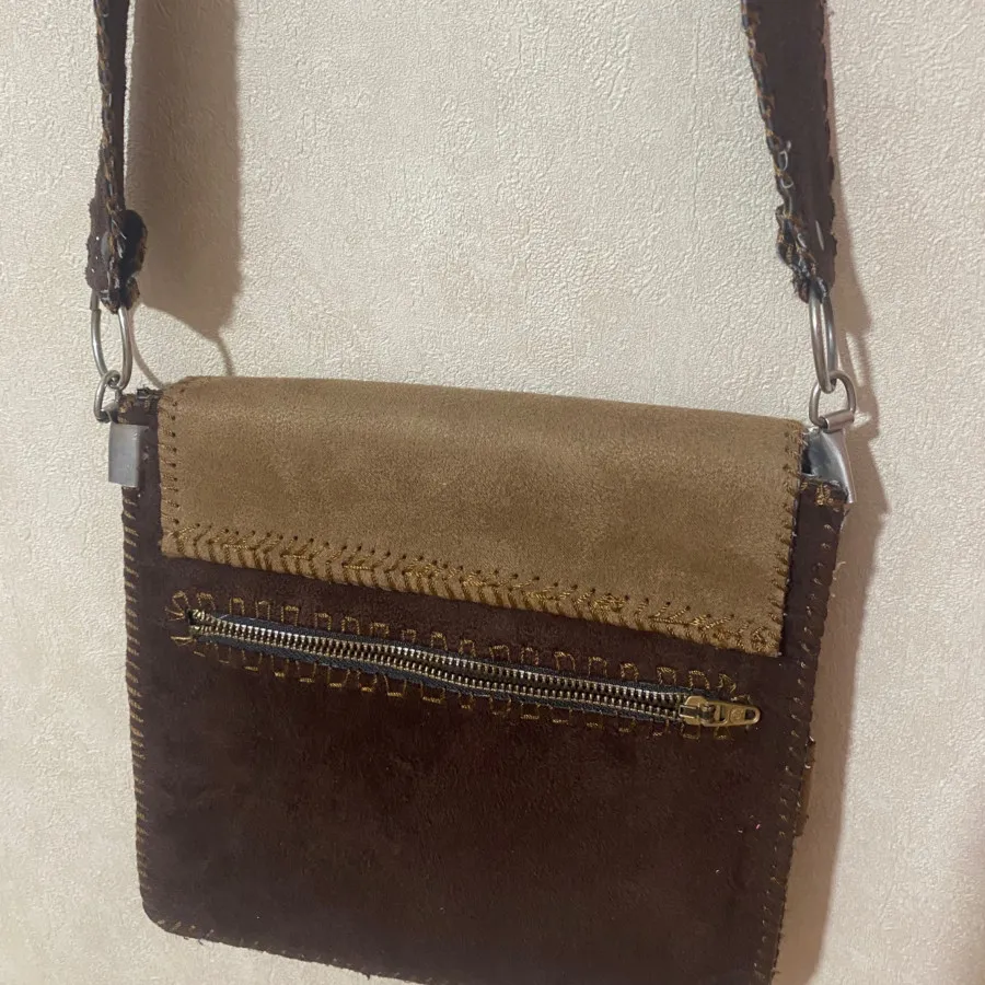 کیف دست دوز