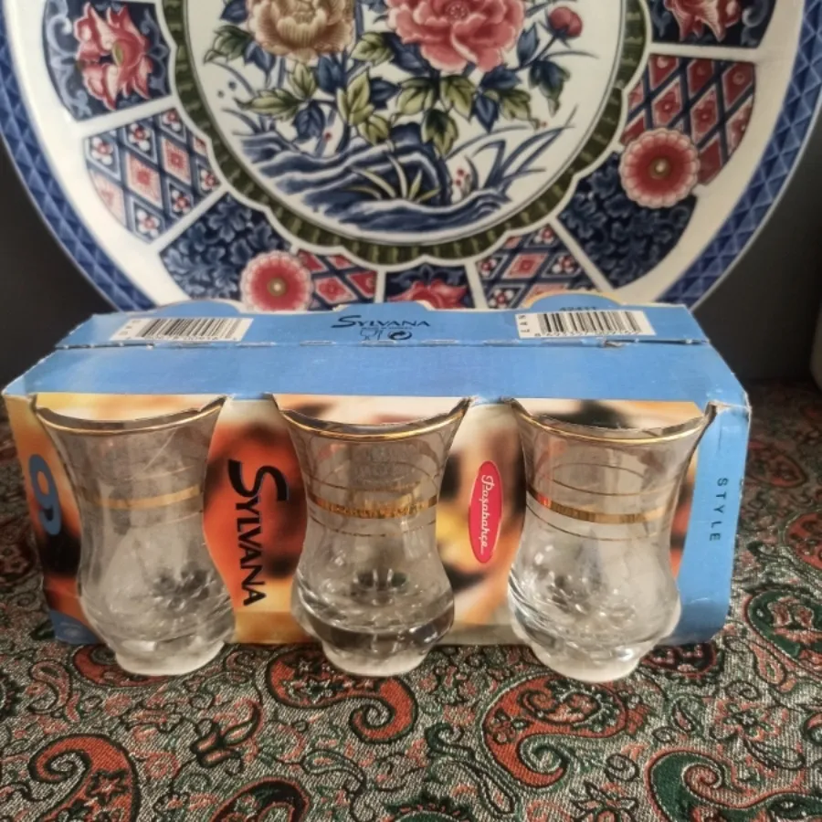 استکان کمرباریک