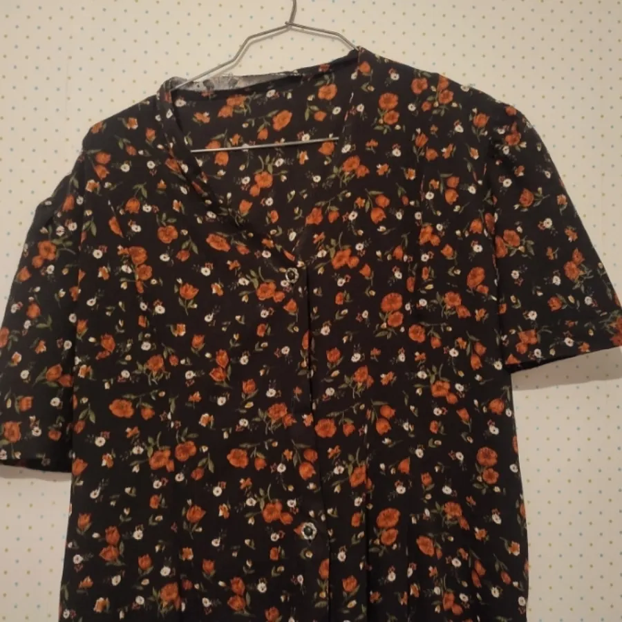 پیراهن گلدار