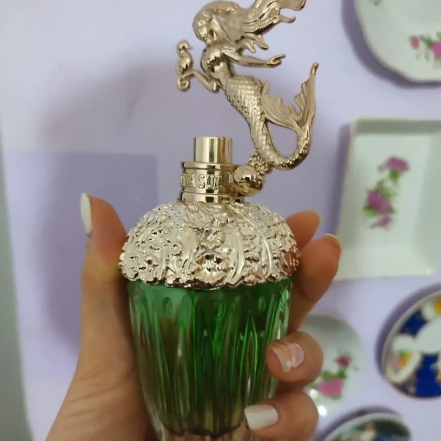 عطر anna sui