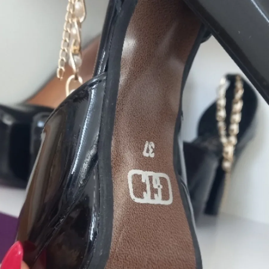 کفش ورنی مجلسی 37
