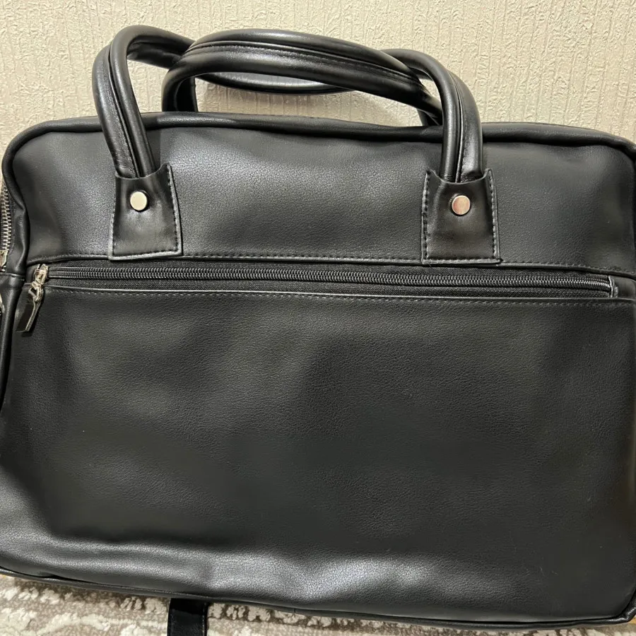 کیف بزرگ دانشجویی