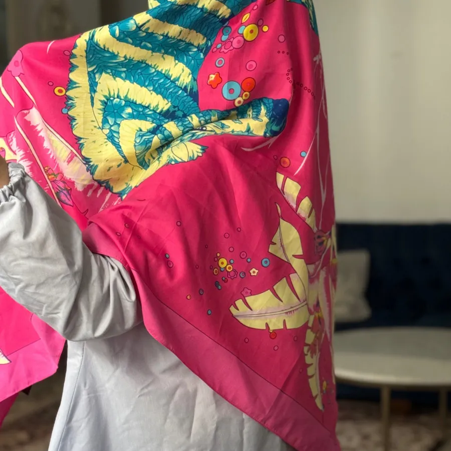 روسری قواره بزرگ سرخابی