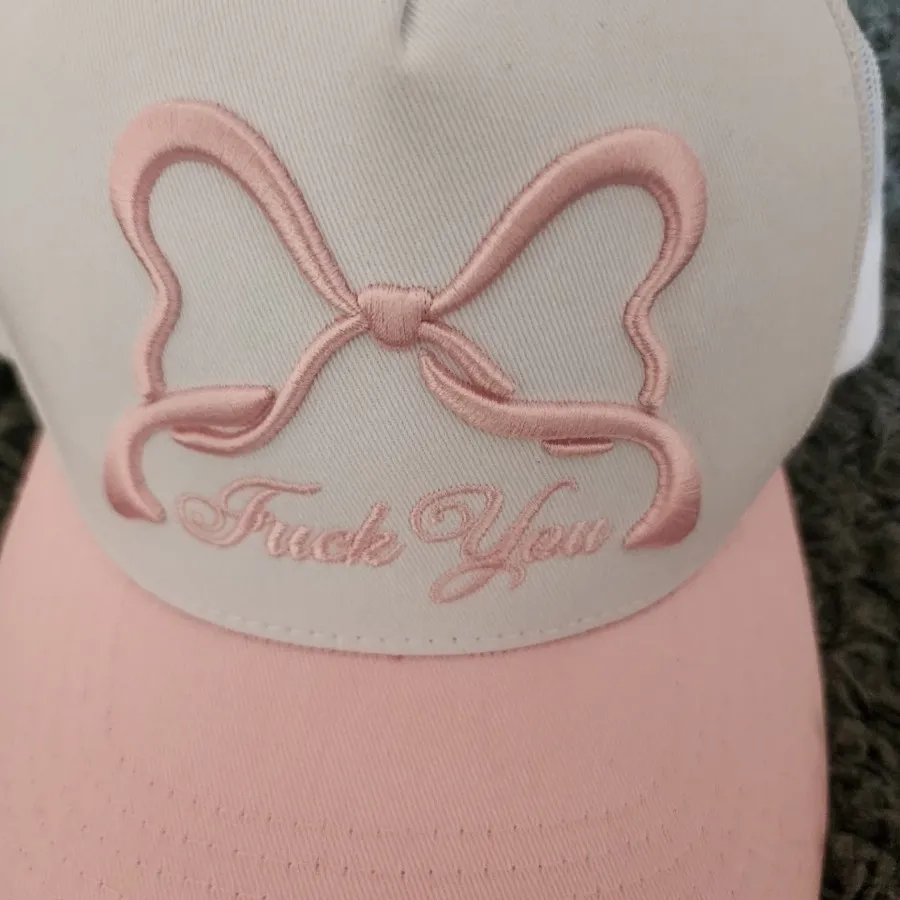 کلاه اسپرت Fashion Nova