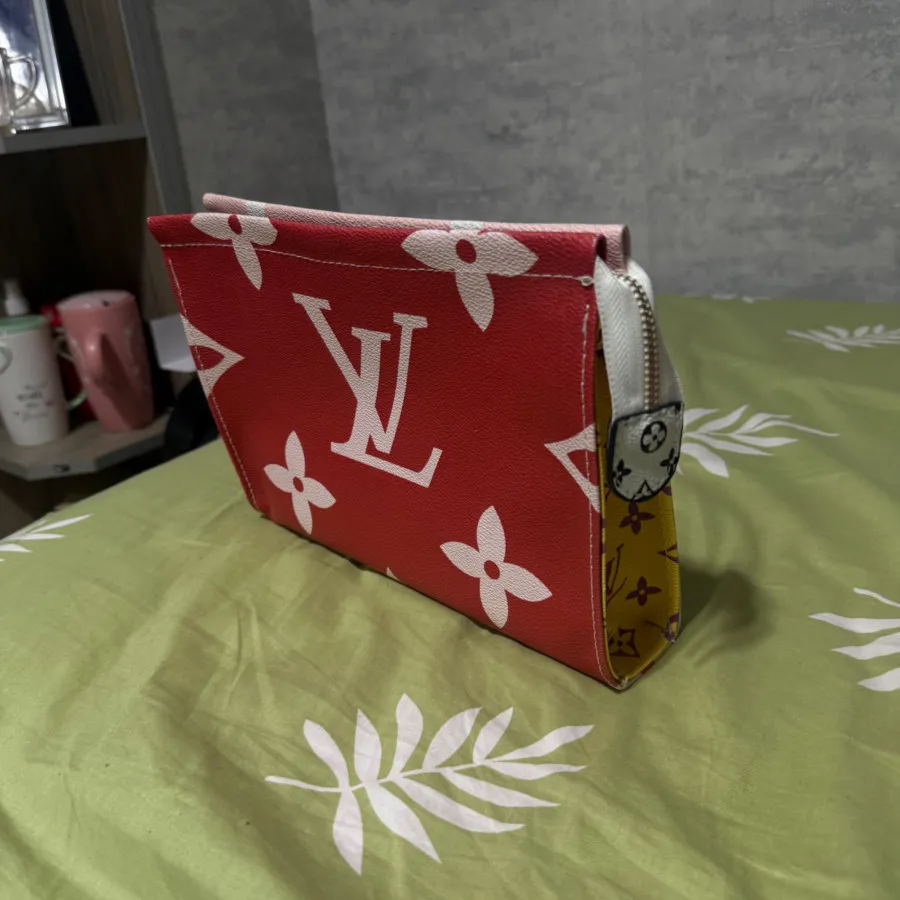 کیف ال وی مستر