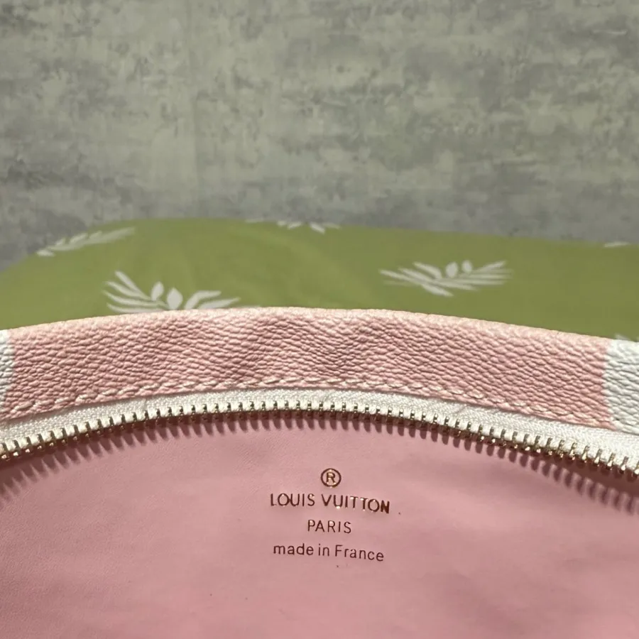 کیف ال وی مستر