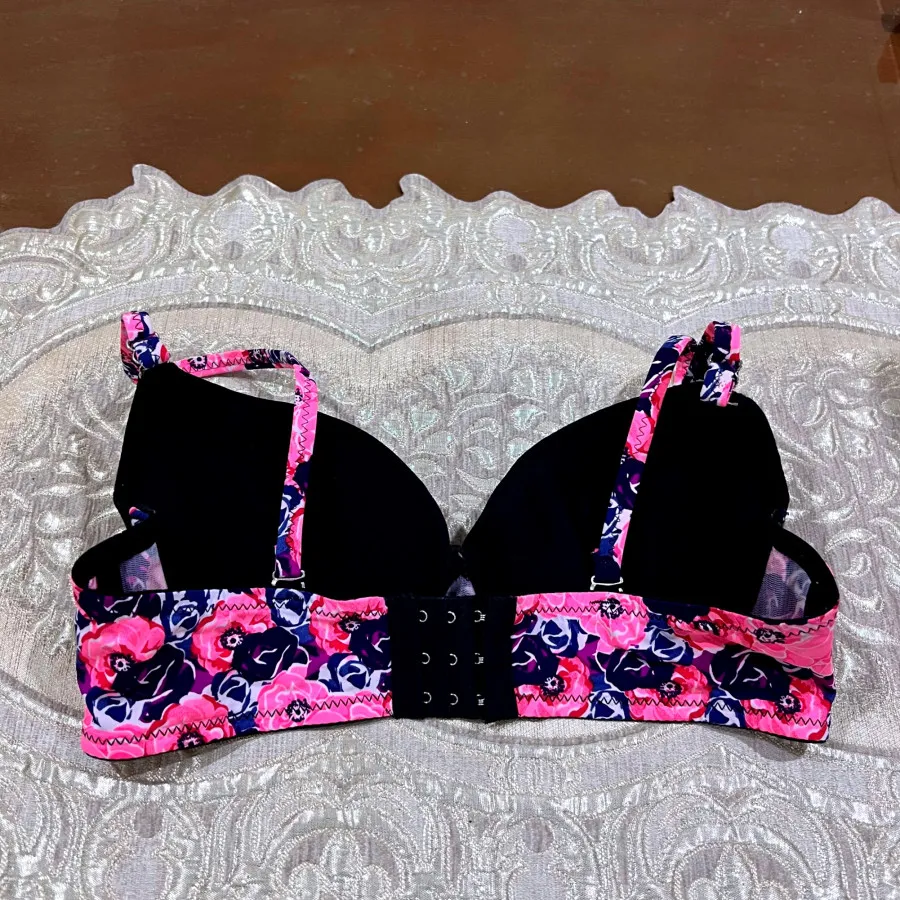 سوتین اسفنجی