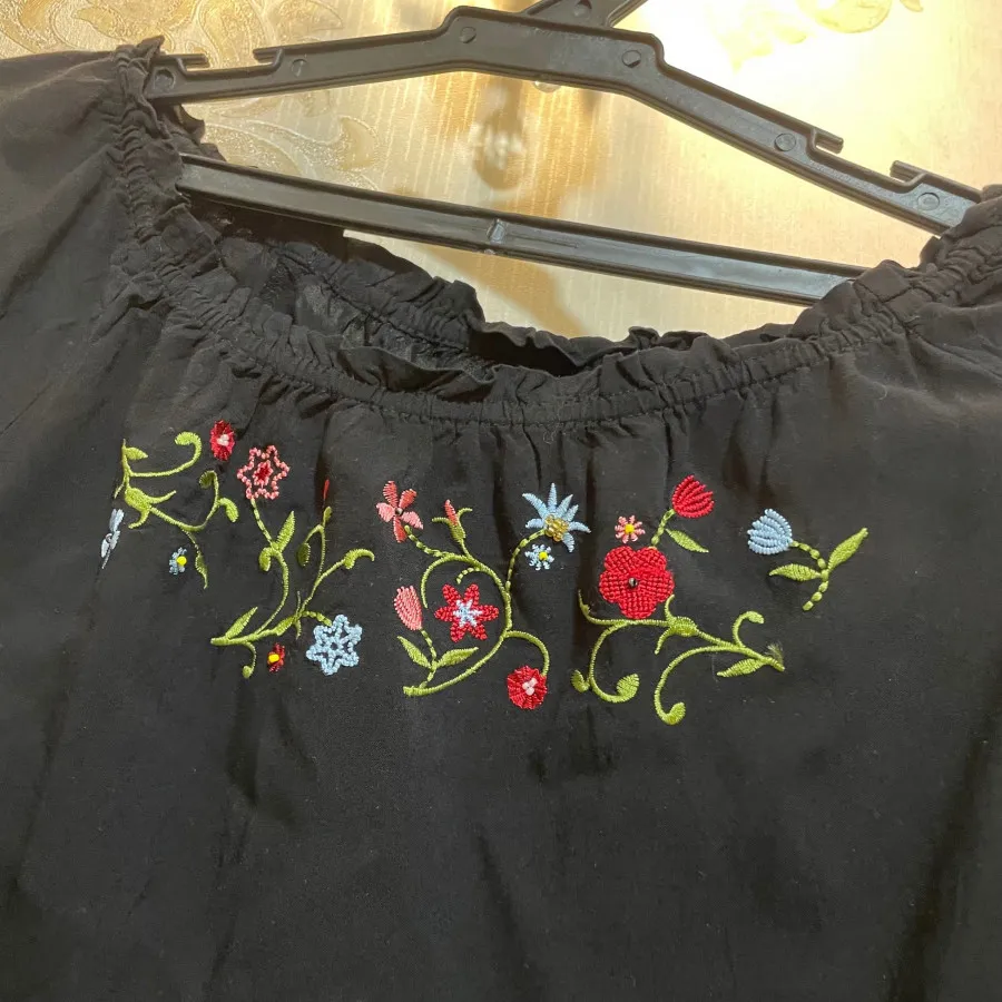 بلوز نخ  زیبا