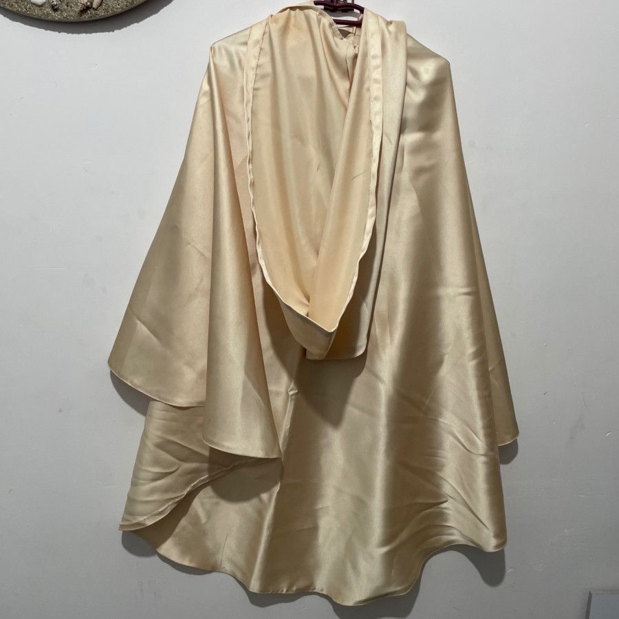 حجاب لباس مجلسی
