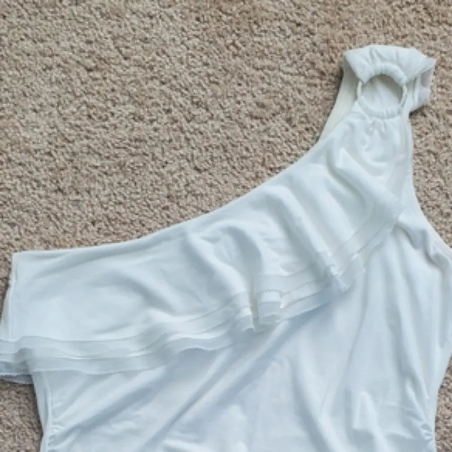 تاپ مجلسی سفید