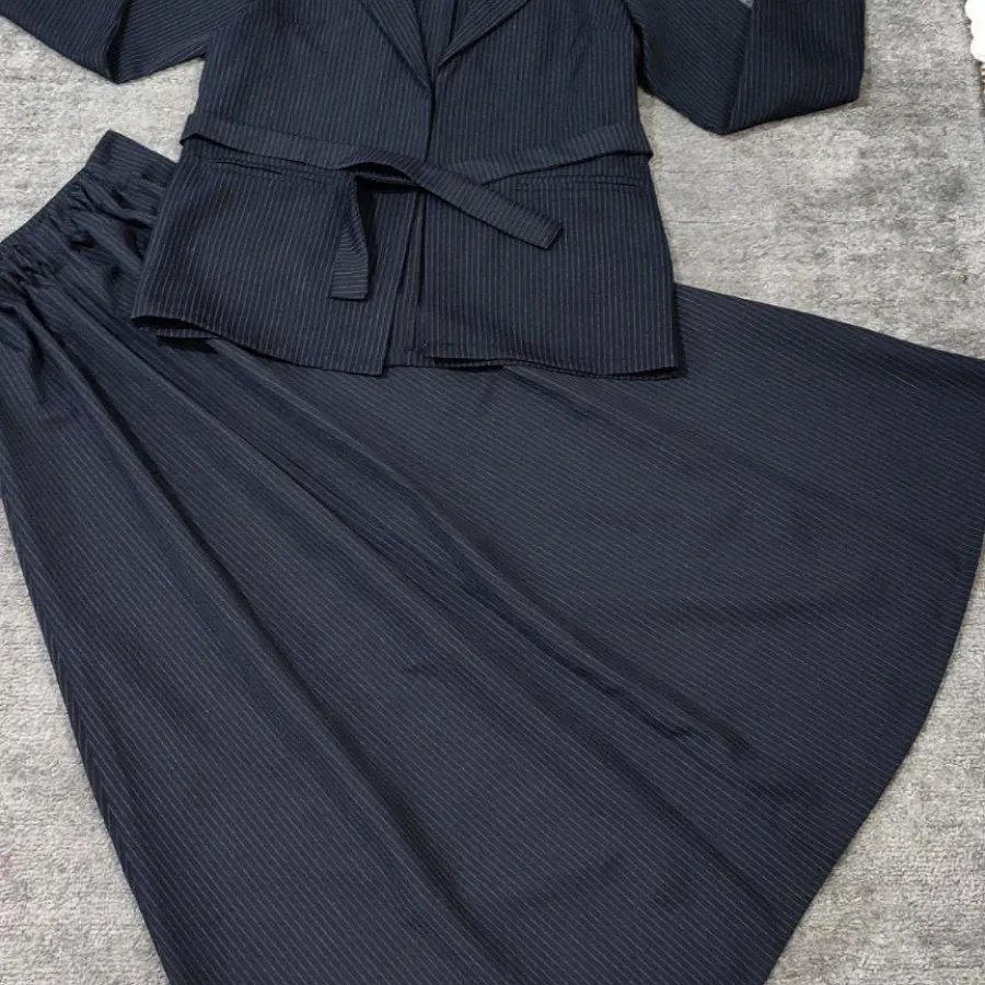 کت و دامن شیک