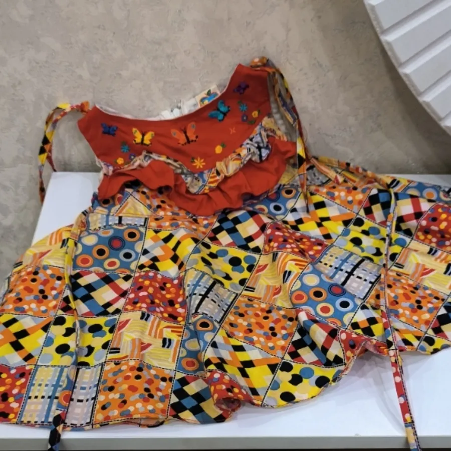 پیراهن دخترانه