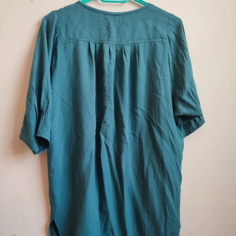 مانتو رویی نخی