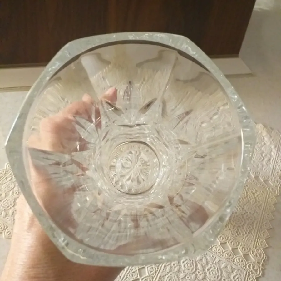 گلدان کریستال قدیمی