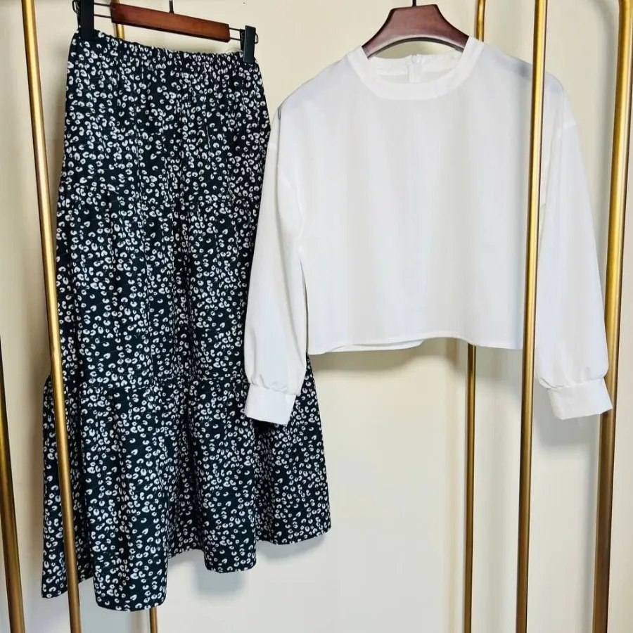 شومیز و دامن