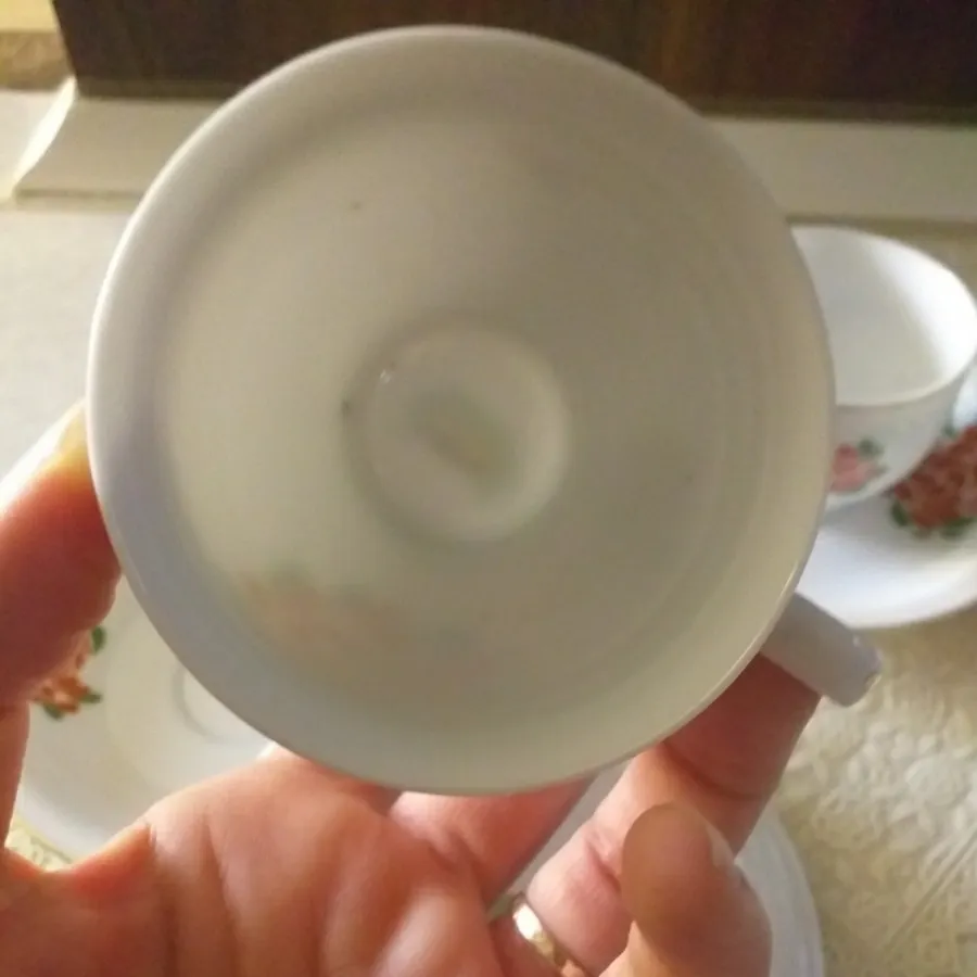 فنجان و نعلبکی قهوه خوری