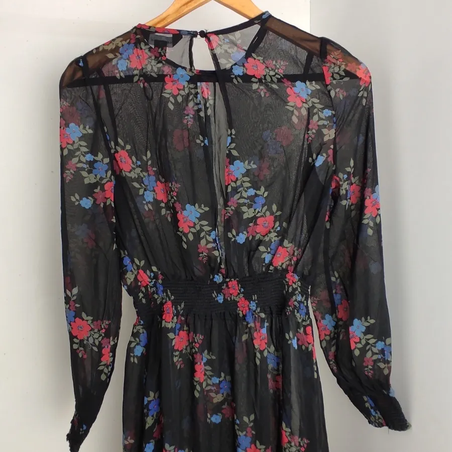 پیراهن زیبا