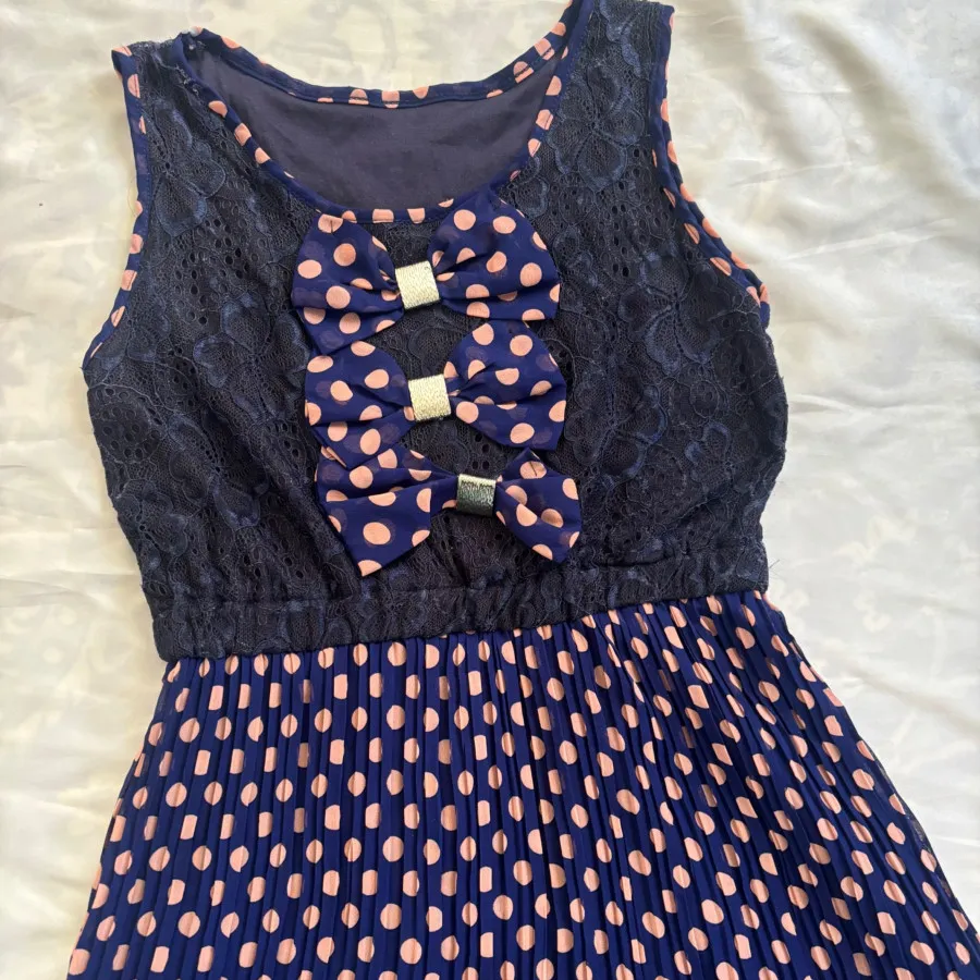 پیراهن عروسکی