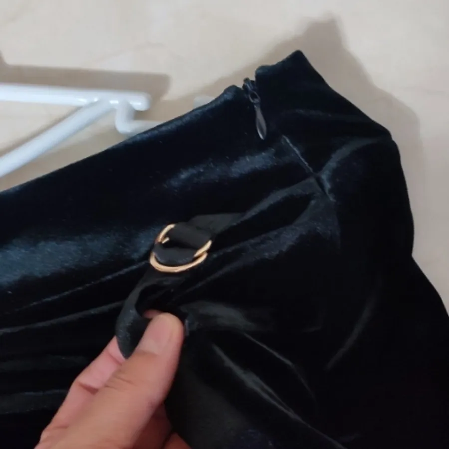 دامن کوتاه مخمل