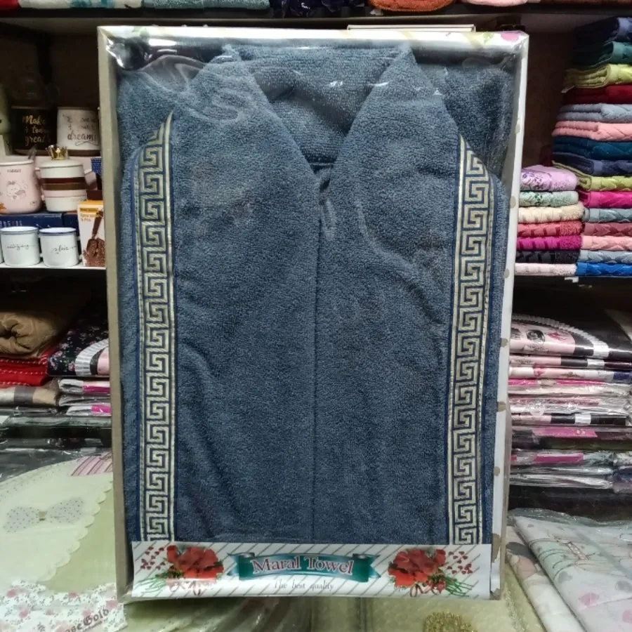 حوله پالتویی کلاه دار