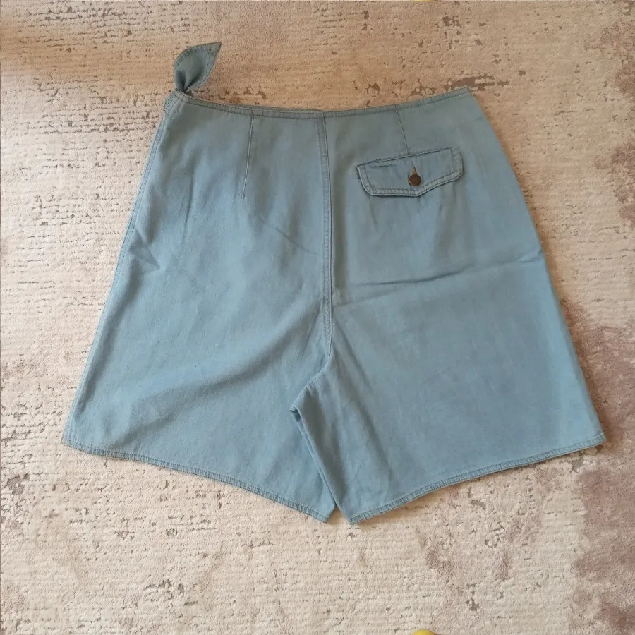 شلوارک دامنی