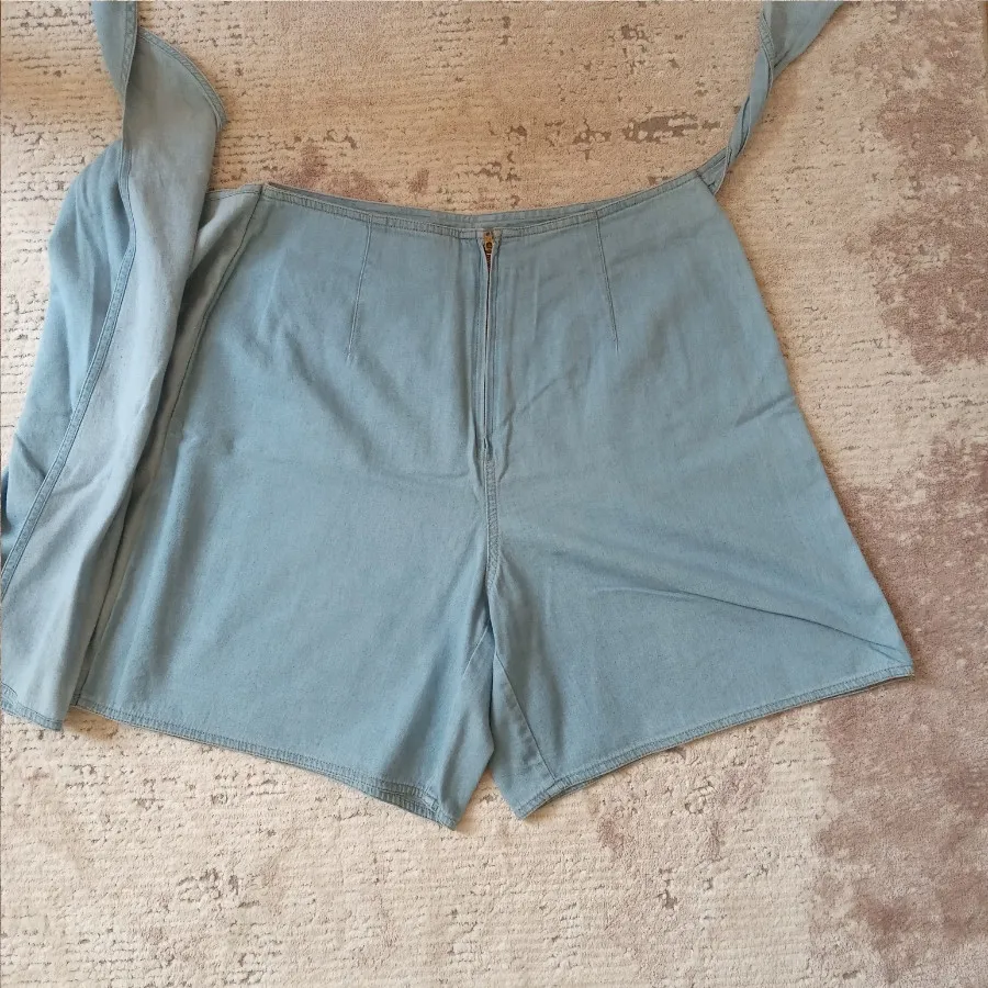 شلوارک دامنی