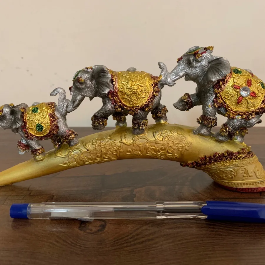 مجسمه عاج و فیل هندی