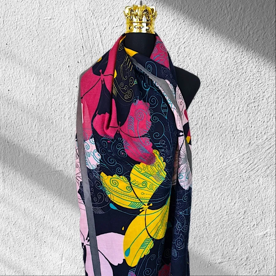 شال رنگ رنگی