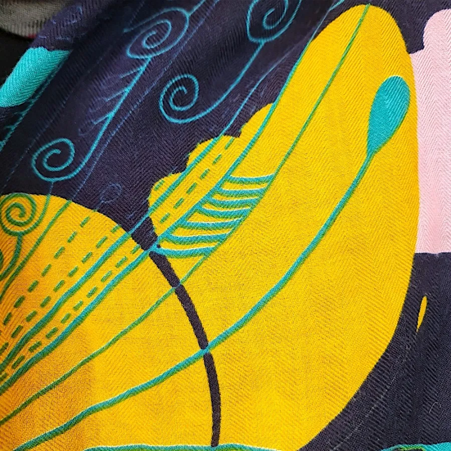 شال رنگ رنگی