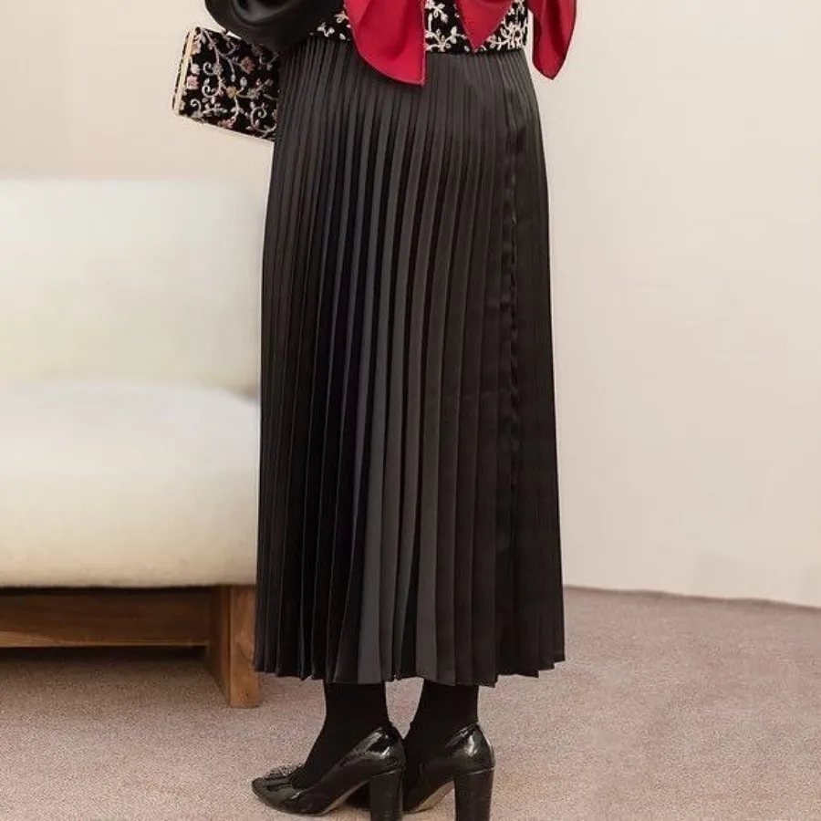 دامن پلیسه ای