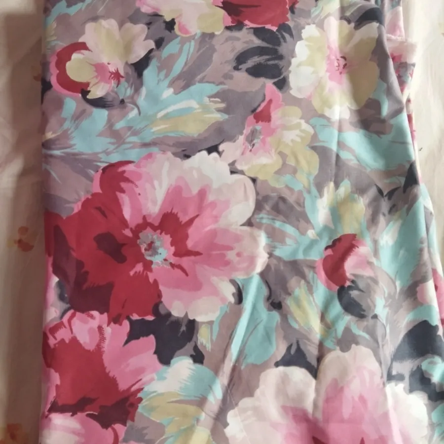 روتختی دوعدد بالشت وسه مت