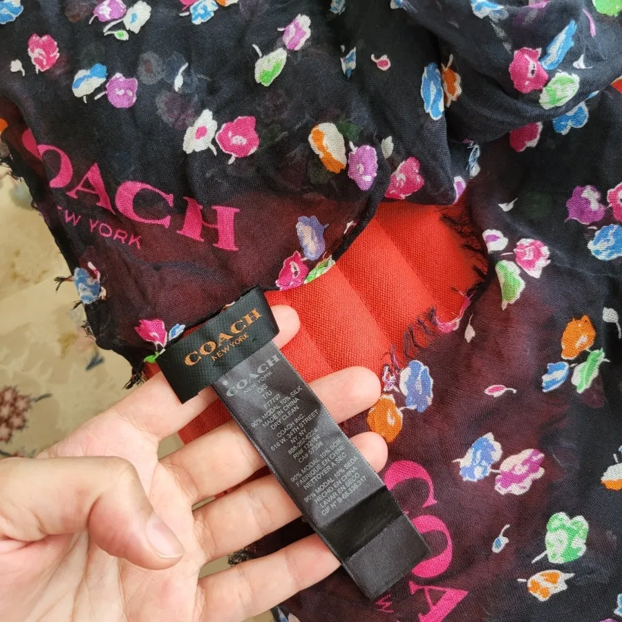 شال تابستونی کوچcoach اصل