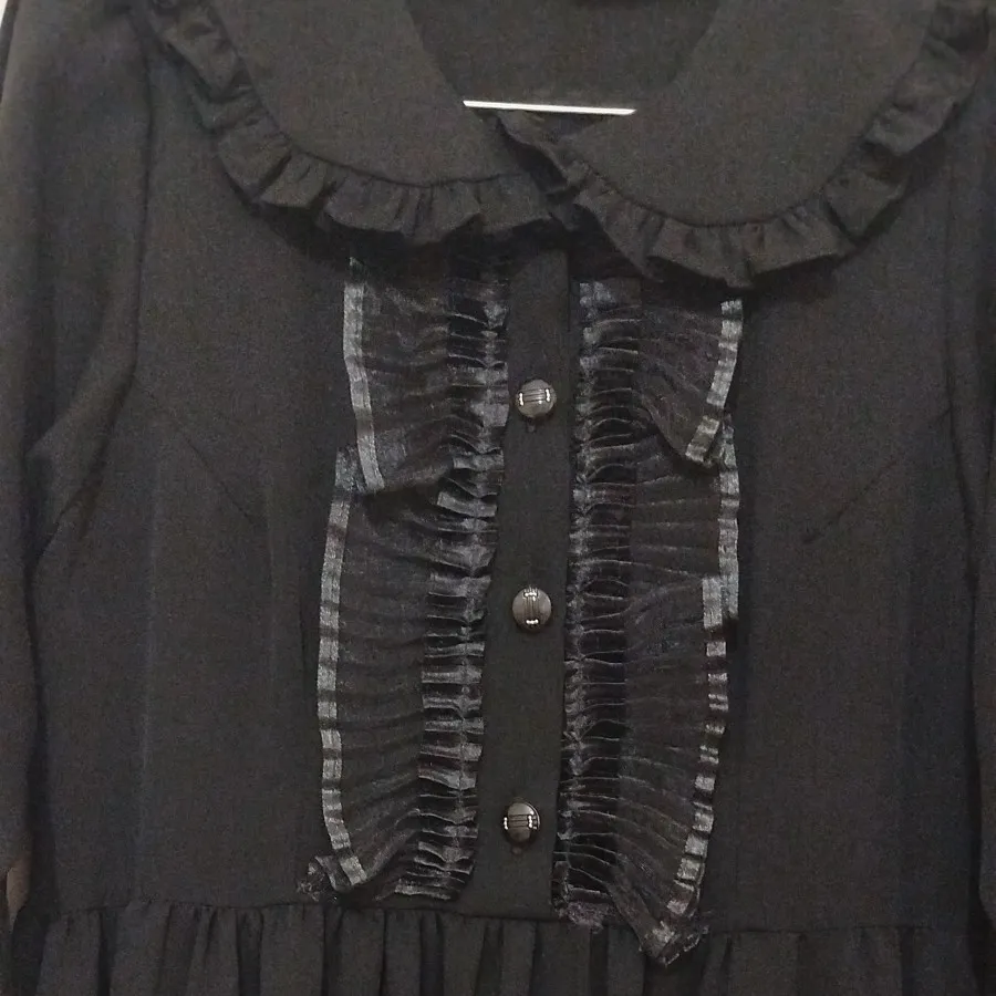 پیراهن مشکی