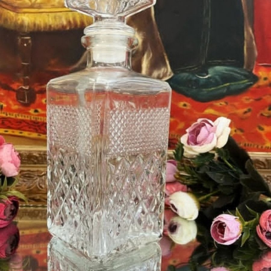 تنگ آب یا نوشیدنی کریستال