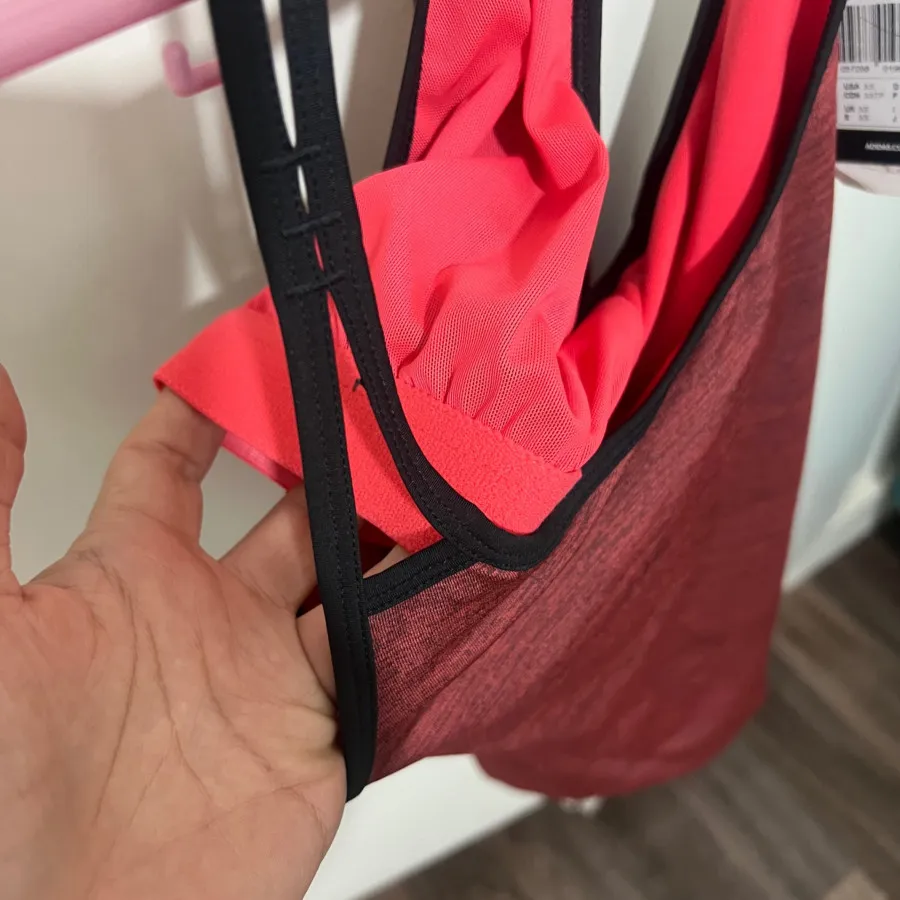 تاپ ورزشی آدیداس