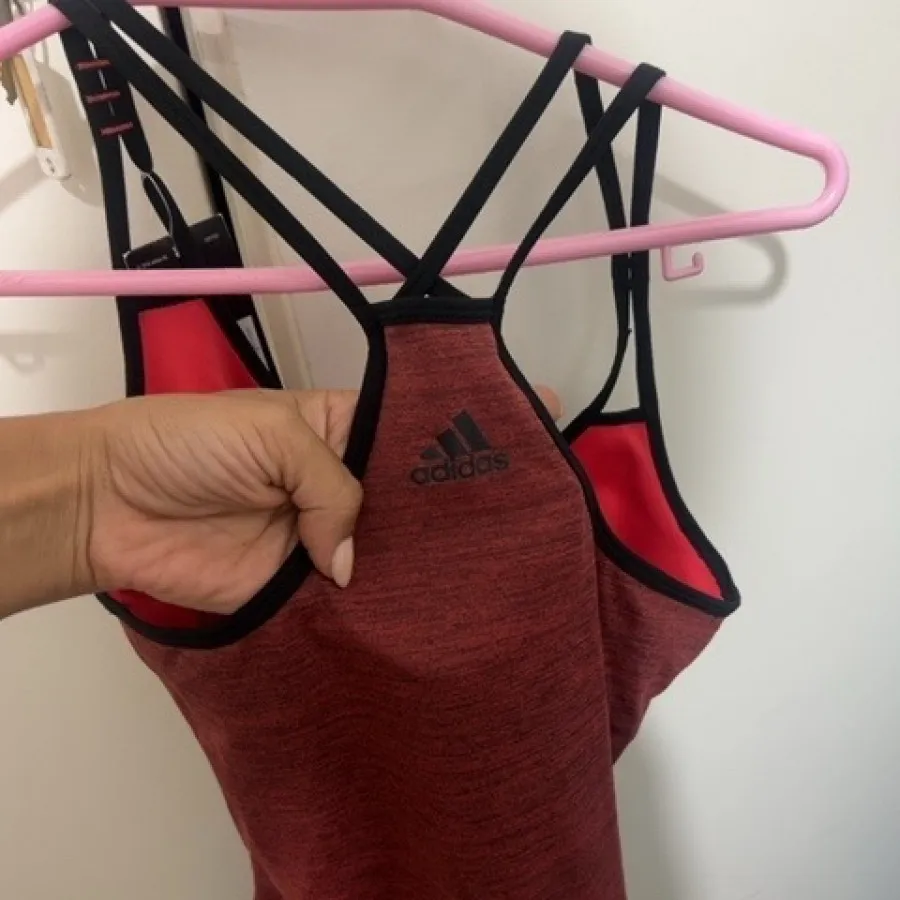 تاپ ورزشی آدیداس