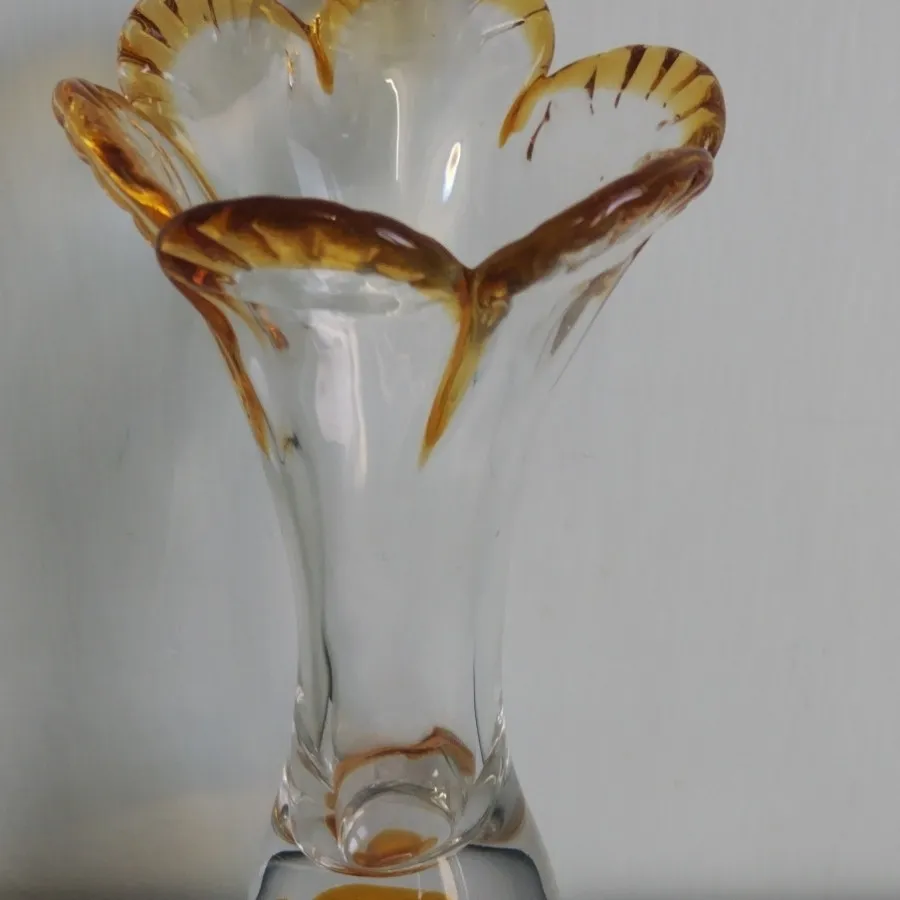 گلدان قدیمی