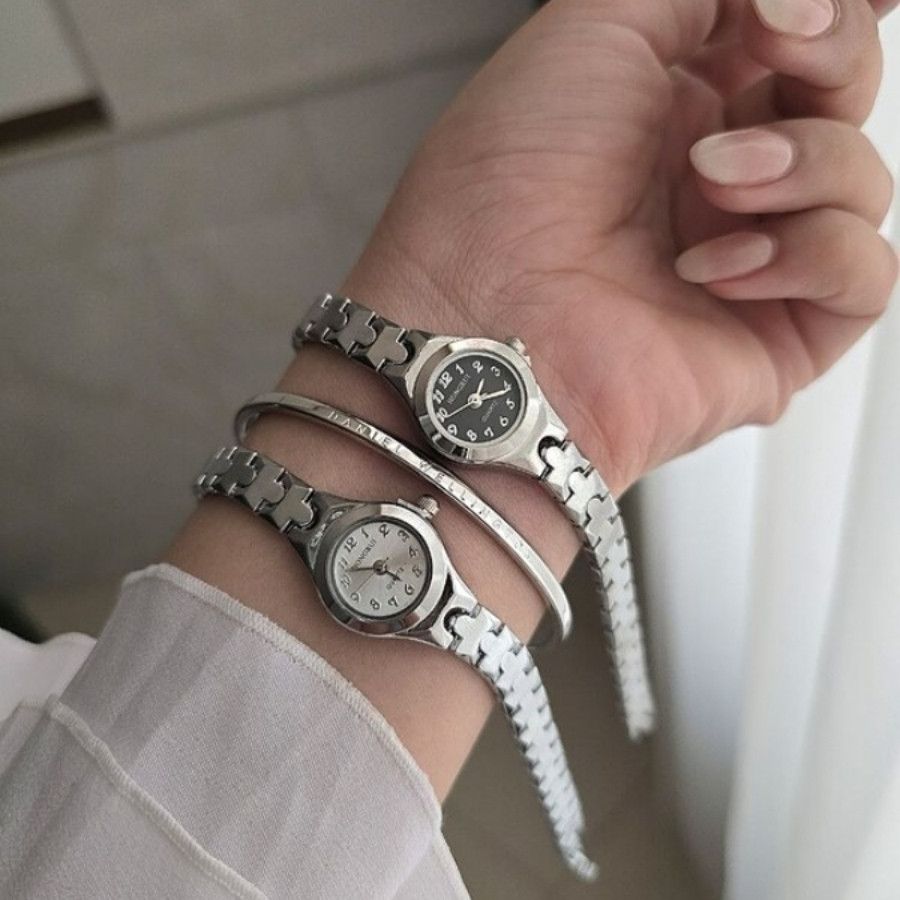 ساعت استیل وارداتی