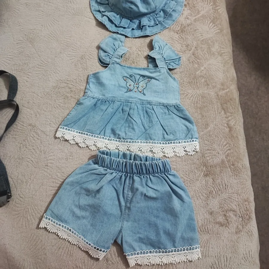 سه تیکه نوزادی