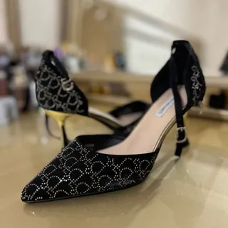 کفش اماراتی