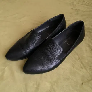 سایز 39/بسیار راحت/چرم