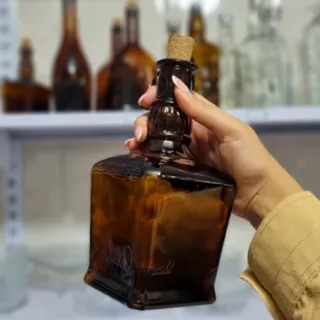 بطری شیشه ای