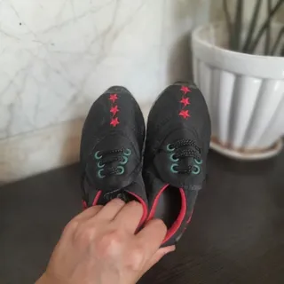 کفش بچه گانه