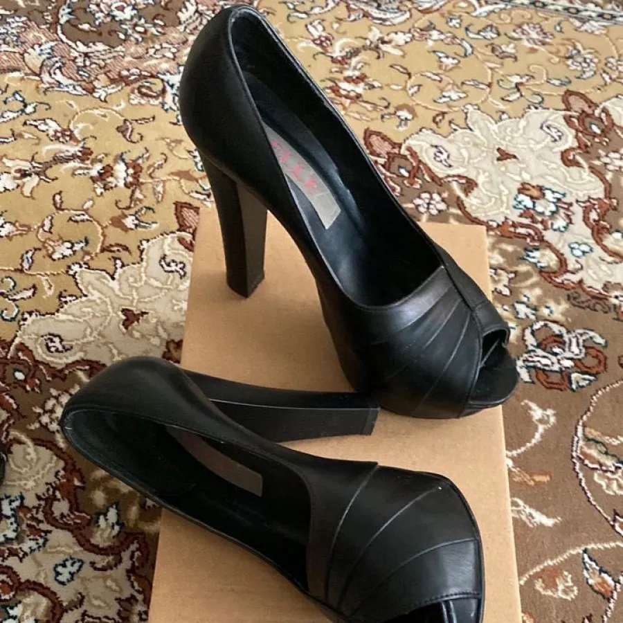 کفش چرم مشکی