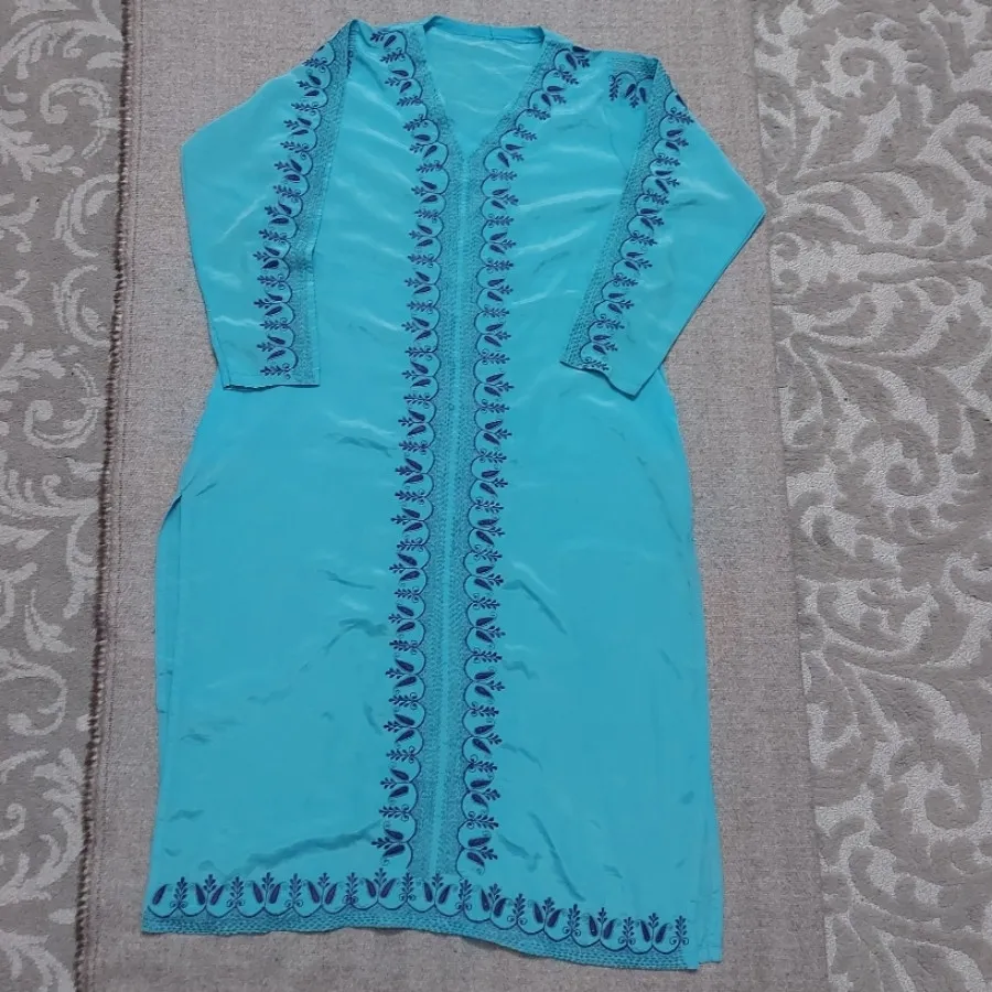 پیراهن گلدوزی
