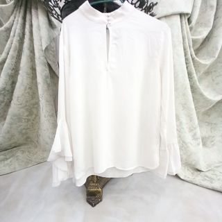 شومیز سفید