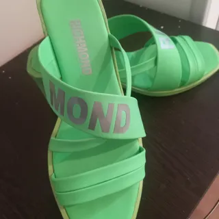 صندل تابستونی سبز جیغ