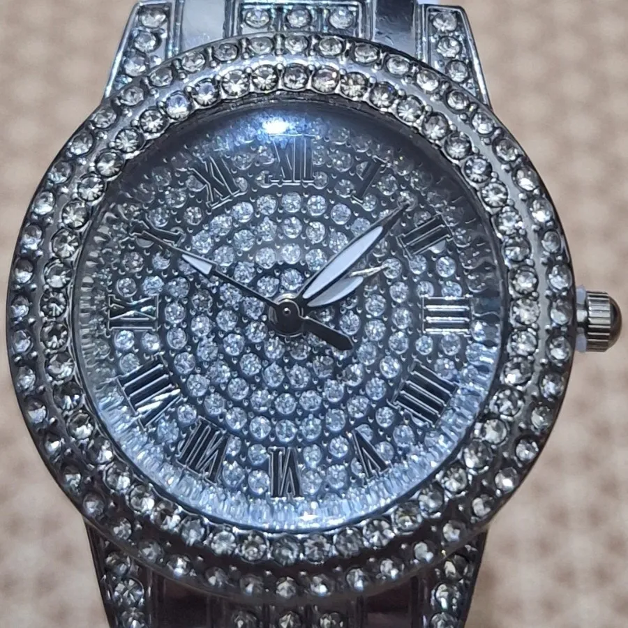 ساعت زنونه جینوا دستبندی 