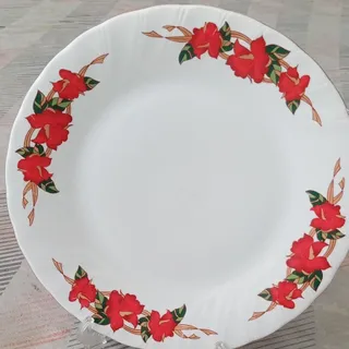 پشقاب گل سرخ قدیمی