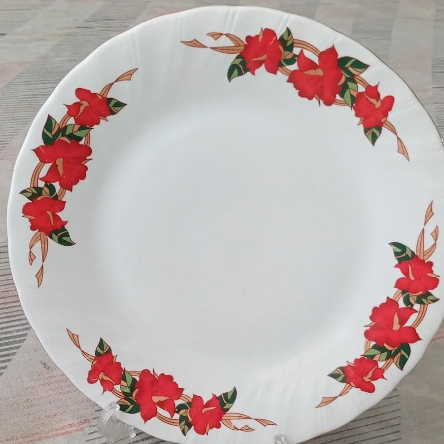 پشقاب گل سرخ قدیمی